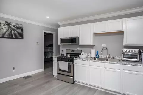 2084-2086 Pleasant St, Fall River, MA 02723 photo 6
