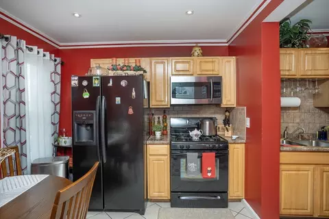 2084-2086 Pleasant St, Fall River, MA 02723 photo 28