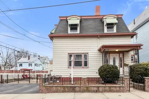 2 Glenwood Rd, Somerville, MA 02145