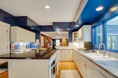 6 Pine St, Dover, MA 02030 photo 11