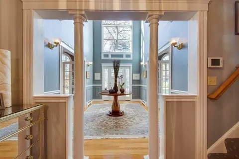 6 Pine St, Dover, MA 02030 photo 3