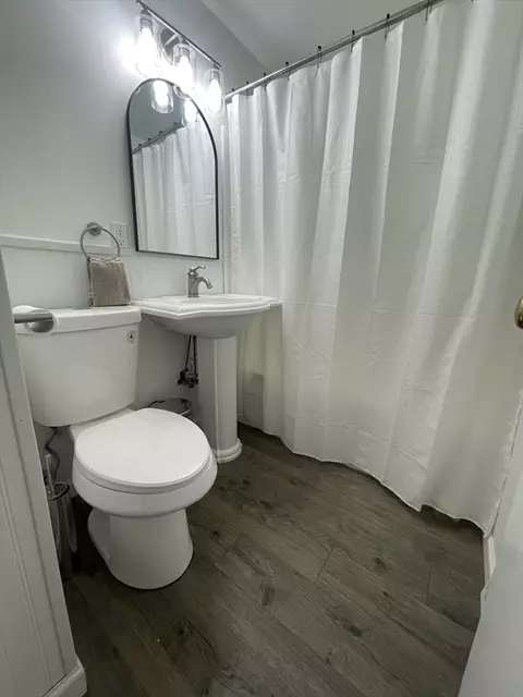 81 Pemaquid St, Springfield, MA 01151 photo 7