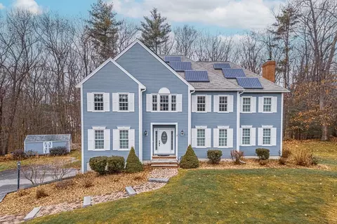 3 Highwoods Dr, Methuen, MA 01844