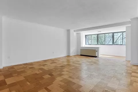 6 Whittier Pl #4M, Boston, MA 02114