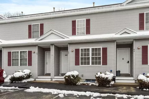 84 Lake St #84, Gardner, MA 01440