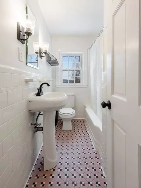 63 Upland St, Worcester, MA 01607 photo 17