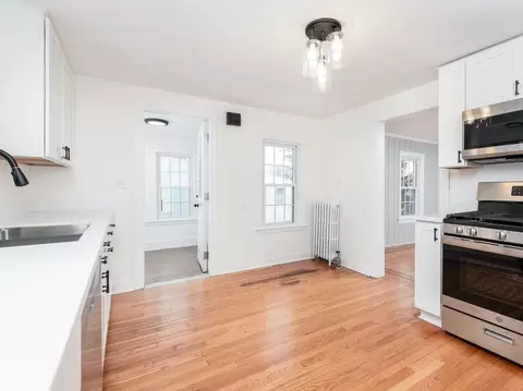 63 Upland St, Worcester, MA 01607 photo 5