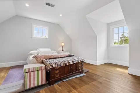 Bedroom - 89 Fair Oaks Park, Needham, MA 02492 photo 2 of 2