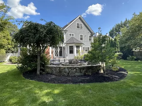 Exterior - 89 Fair Oaks Park, Needham, MA 02492 photo 5 of 8
