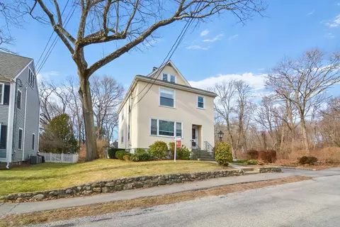 Exterior - 277 Brookline St, Needham, MA 02492 photo 2 of 7