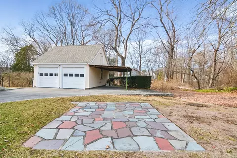 Exterior - 277 Brookline St, Needham, MA 02492 photo 4 of 7
