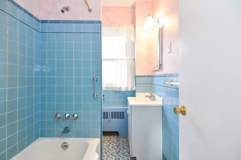 Bath - 277 Brookline St, Needham, MA 02492 photo 2 of 3