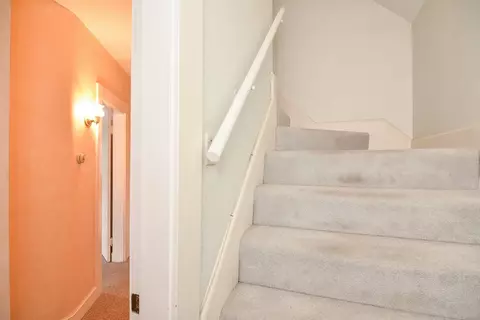 Entry Way - 277 Brookline St, Needham, MA 02492 photo 4 of 4