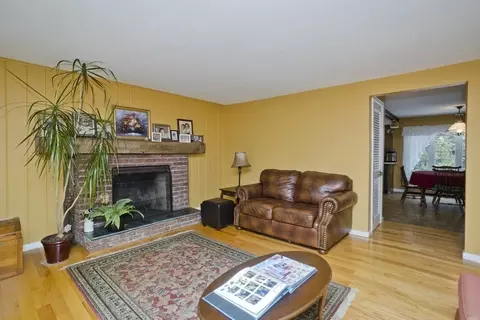 34 Berkshire Cir, Ware, MA 01082 photo 9