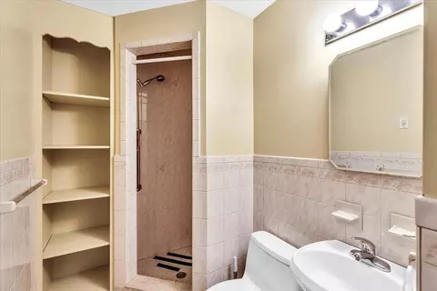 33 Cliff Rd, Bourne, MA 02532 photo 11