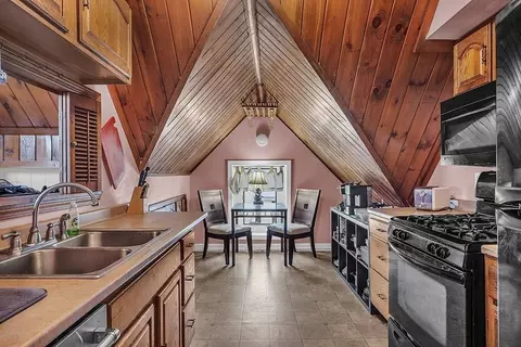 325 Mammoth Rd #3, Lowell, MA 01854 photo 9