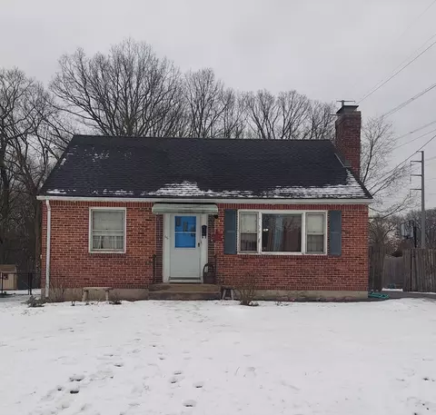 66 Clarence St, West Springfield, MA 01089