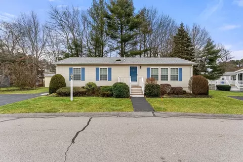 65 Country Dr, Bridgewater, MA 02324