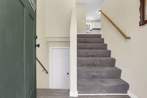Entry Way - 667 Brickyard, Athol, MA 01331 photo 1 of 1