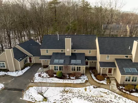 61 Brickett Hill Cir #61, Haverhill, MA 01830
