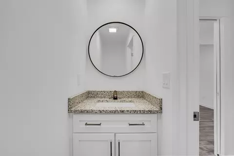 Bath - 823 Carpenter Rd, Athol, MA 01331 photo 1 of 4