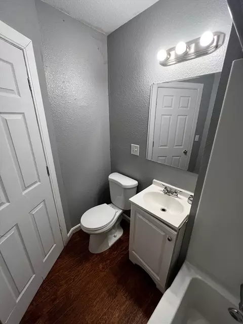 691 State St, Springfield, MA 01109 photo 16