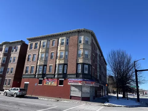 691 State St, Springfield, MA 01109 photo 2