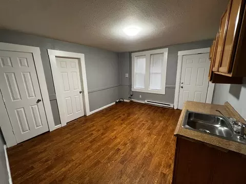 691 State St, Springfield, MA 01109 photo 8