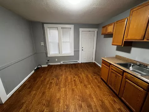 691 State St, Springfield, MA 01109 photo 7