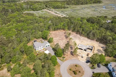 7 Brewster Ln, Sandwich, MA 02537