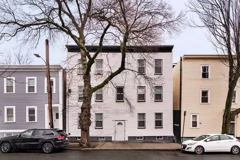 162 5th St, Cambridge, MA 02141
