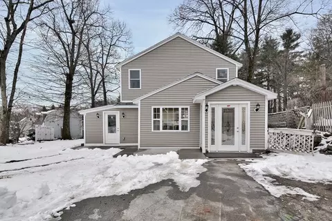 343 Hampshire Rd, Methuen, MA 01844
