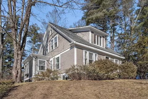 601 Peakham Rd, Sudbury, MA 01776