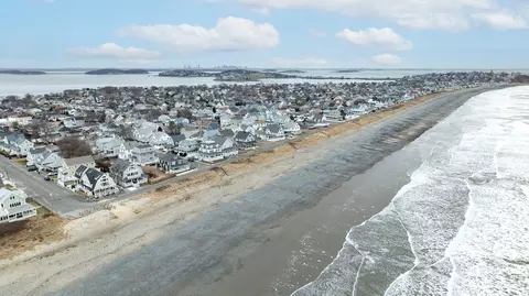 185 Beach Ave, Hull, MA 02045