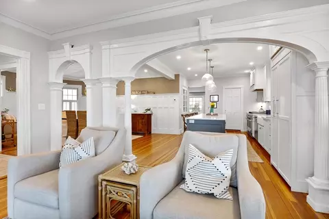 Living - 185 Beach Ave, Hull, MA 02045 photo 4 of 6