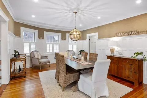 Dining - 185 Beach Ave, Hull, MA 02045 photo 1 of 1