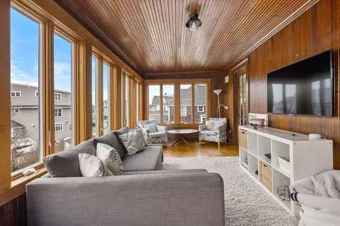 Living - 185 Beach Ave, Hull, MA 02045 photo 5 of 6