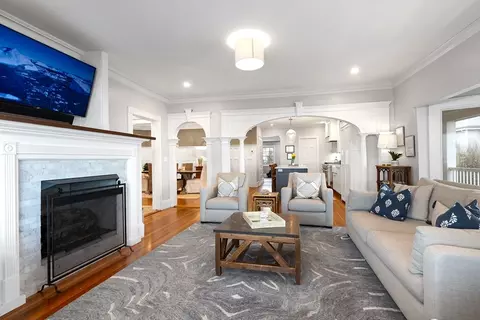 Living - 185 Beach Ave, Hull, MA 02045 photo 3 of 6