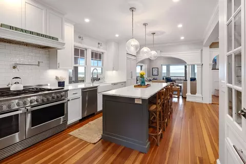 Kitchen - 185 Beach Ave, Hull, MA 02045 photo 2 of 5