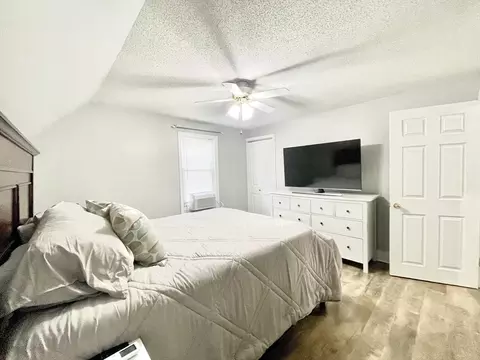 Bedroom - 59 Meadow St, Ludlow, MA 01056 photo 4 of 9