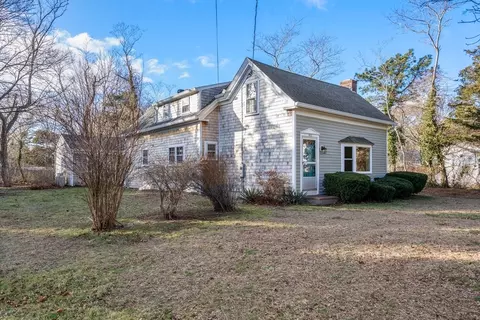 263 Division St, Dennis, MA 02639