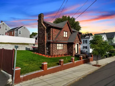 109 Eustis St, Revere, MA 02151