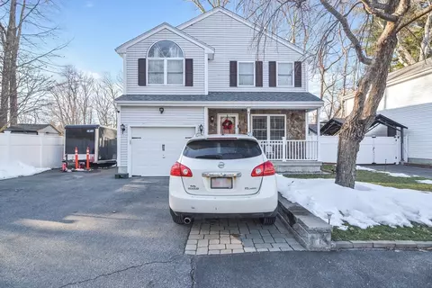 6 Danielle Dr, Haverhill, MA 01832