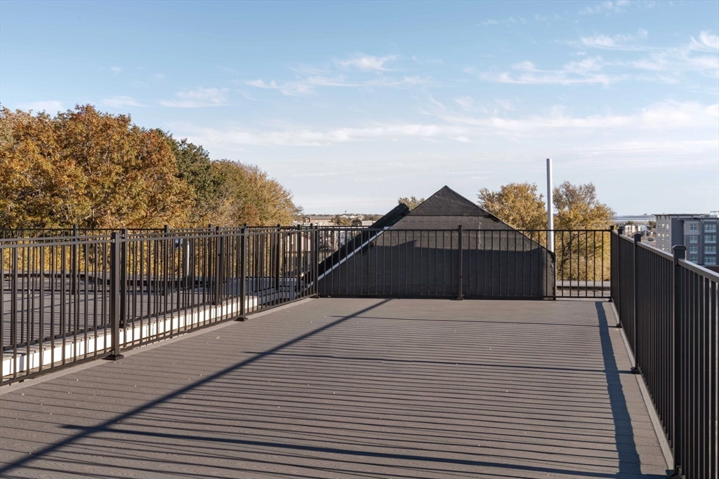 133 Boardman St Unit 7  