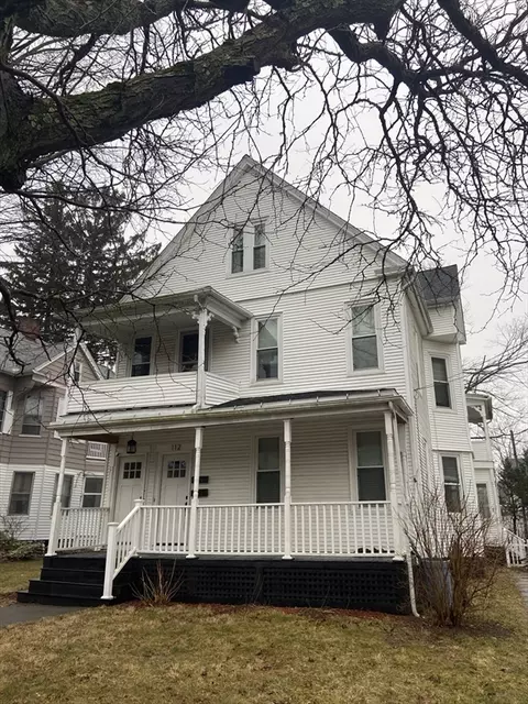 110-112 Nonotuck St, Holyoke, MA 01040