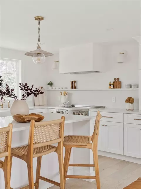 20 Edgewood Rd, Marblehead, MA 01945 photo 9