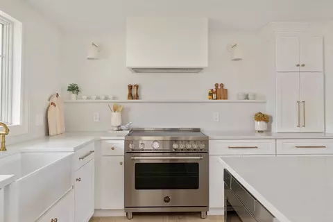 20 Edgewood Rd, Marblehead, MA 01945 photo 8