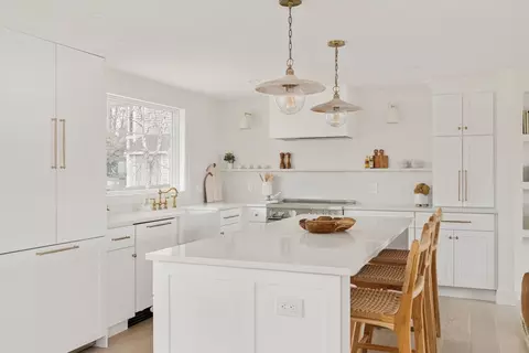 20 Edgewood Rd, Marblehead, MA 01945 photo 6