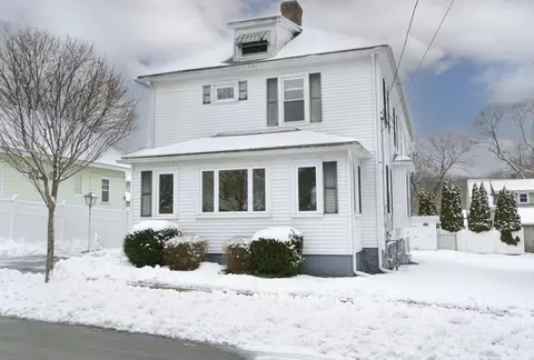 22 Palisades St, Worcester, MA 01604
