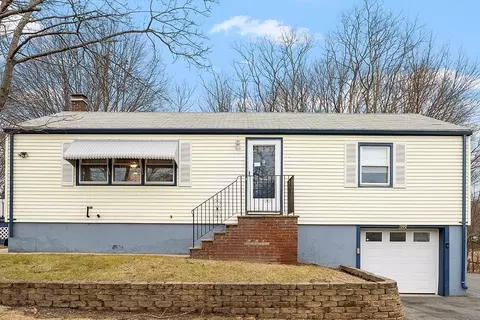 76 Jasper St, Saugus, MA 01906